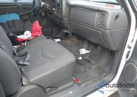 2003 Chevrolet Silverado 1500 from USA, damaged, VIN 1GCEC14X43Z167150